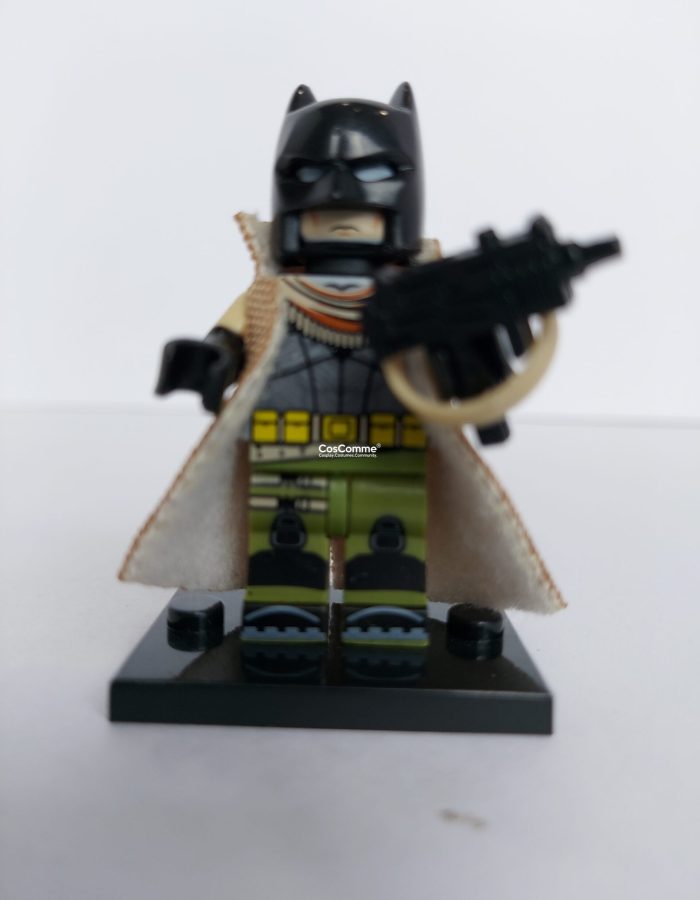 Miniature Batman ‘dreams’ cape JL. preowned